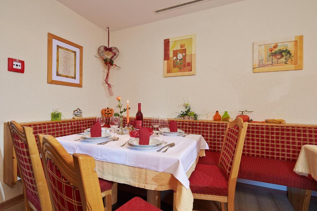 Fremdenpension Alpenruhe Зельден Номер фото